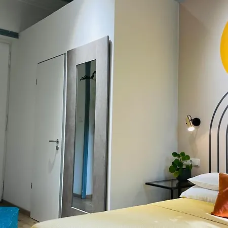 Fifteen Boutique Rooms Budapest With Self Check-In Exterior photo