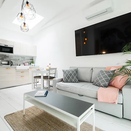 Fifteen Boutique Rooms Budapest With Self Check-In Exterior photo