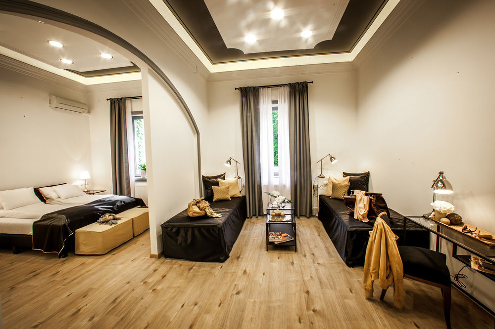 Maison d'hôtes Fifteen Boutique 2*